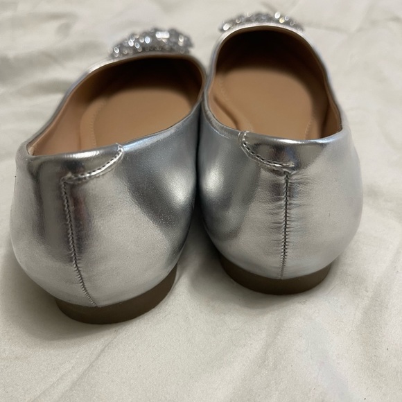 Silver flats. Excellent condition - Picture 3 of 4
